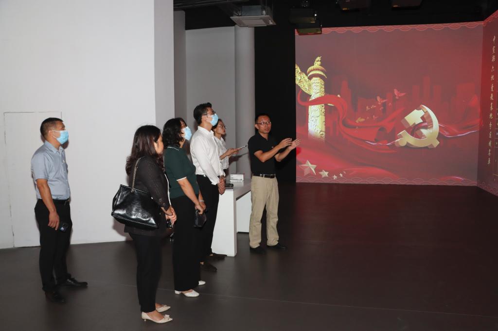 市文明办检查组莅校开展文明校园创建年度测评