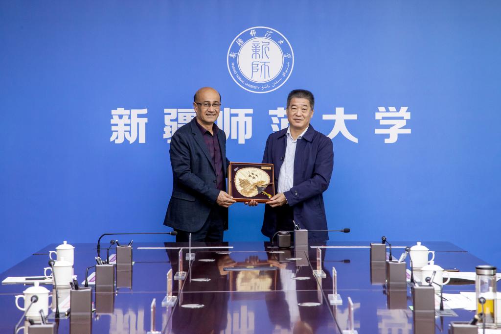 校长张运华带队赴新疆师范大学调研交流